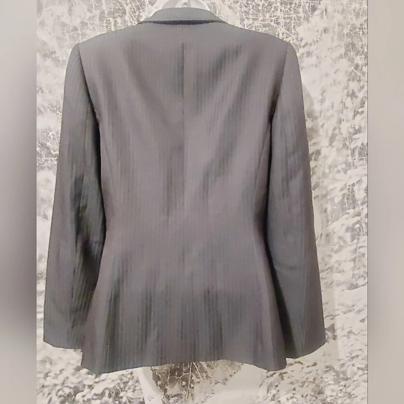 💚5/$25 TAHARI Arthur S Levine Pinstripe Black Feminine Fitted Blazer Jacket 2 - Picture 5 of 7